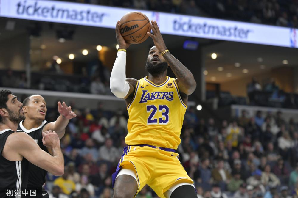 雷霆据徐居 雷霆据徐居