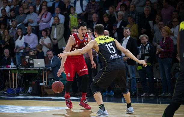 随着勇士上 随着勇士上